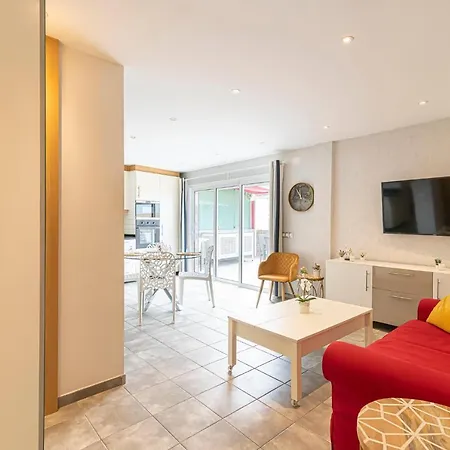 Penthouse Manureva By Pajarito Holidays