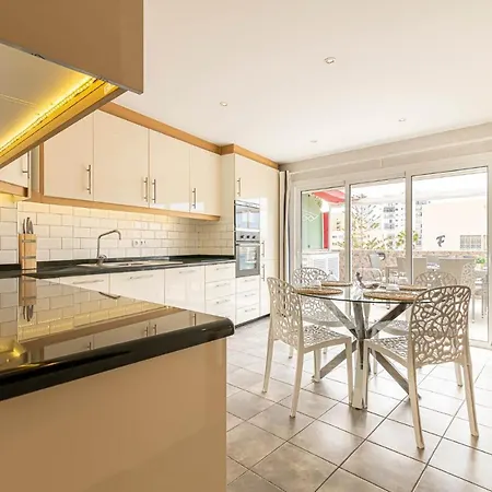 Lägenhet Penthouse Manureva By Pajarito Holidays
